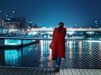 Молодая женщина (2017)